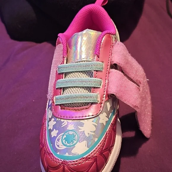 !!. Girls Size 12 Ghost Spider Shoes. - Picture 5 of 5